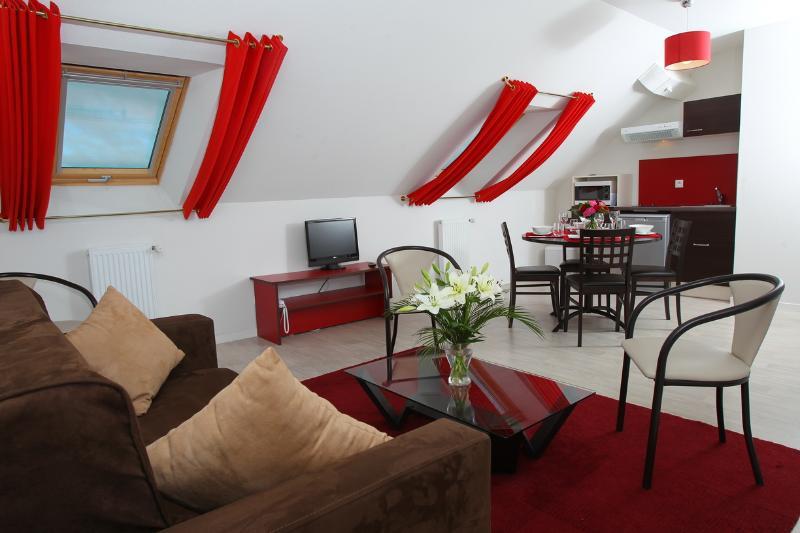 Vacancéole - Le Duguesclin Dinan Extérieur photo