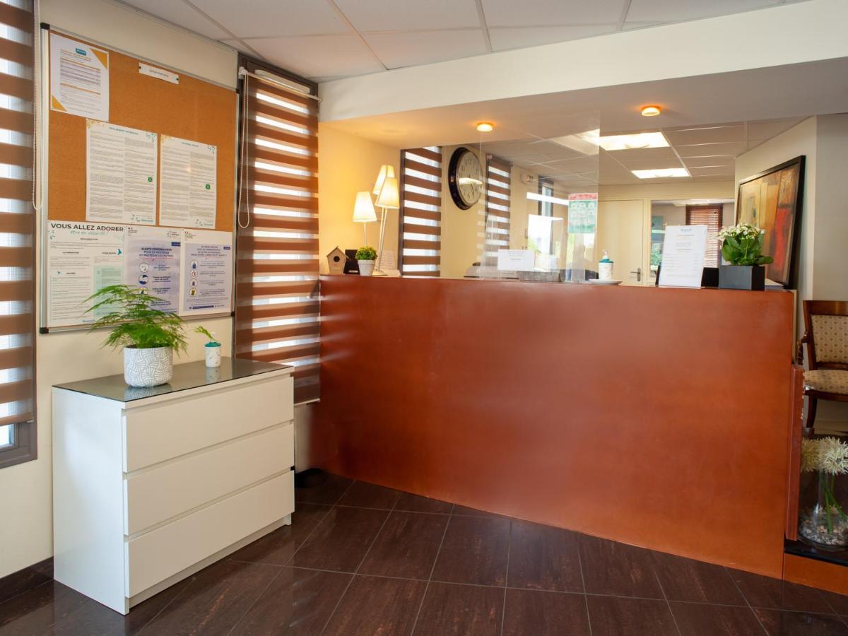 Vacancéole - Le Duguesclin Dinan Extérieur photo