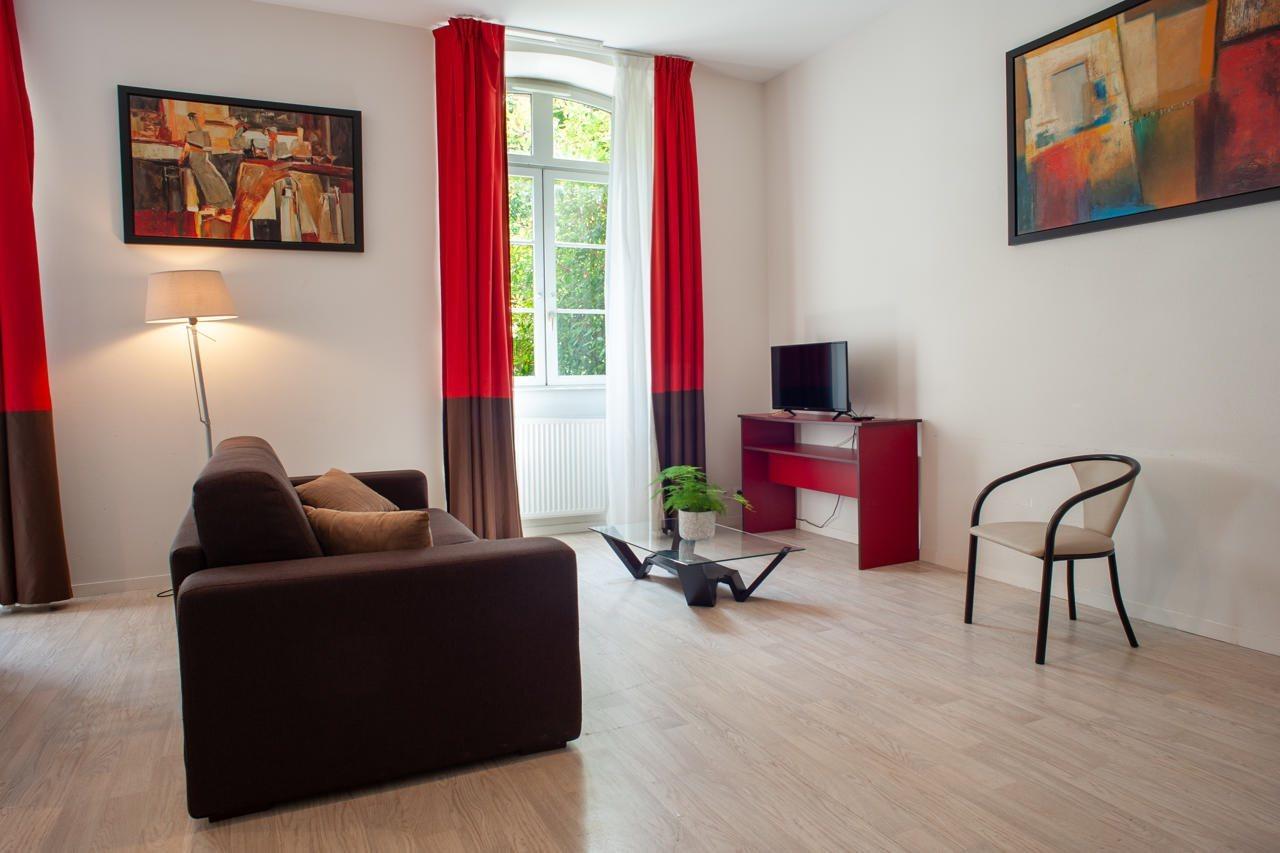Vacancéole - Le Duguesclin Dinan Extérieur photo