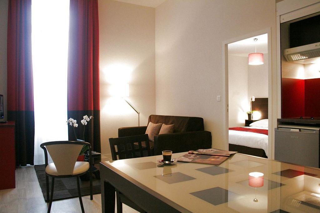 Vacancéole - Le Duguesclin Dinan Extérieur photo