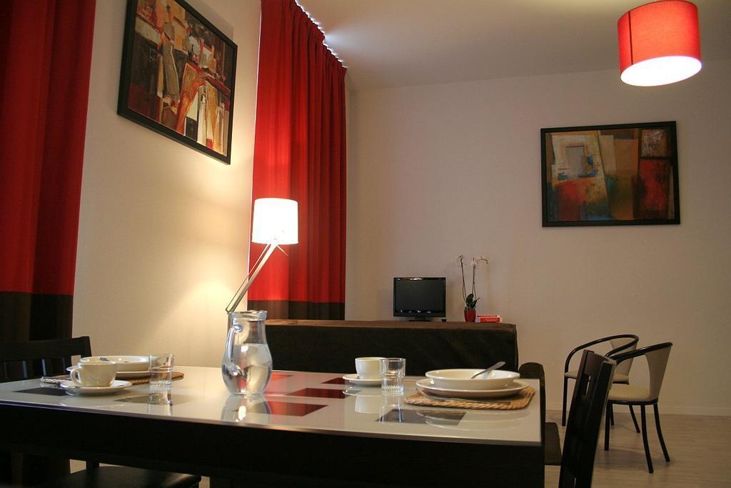 Vacancéole - Le Duguesclin Dinan Extérieur photo